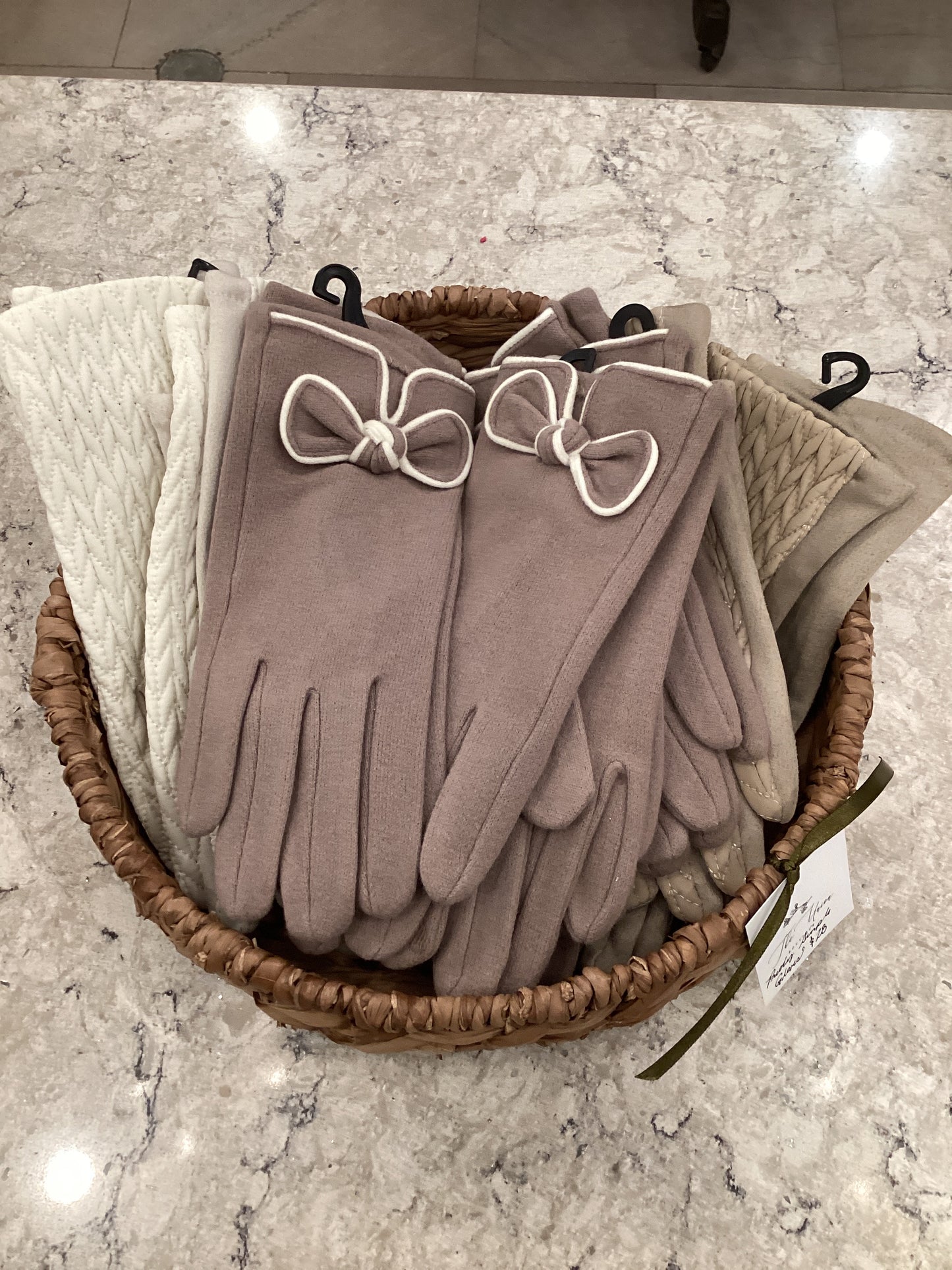 Pretty Simple Gloves