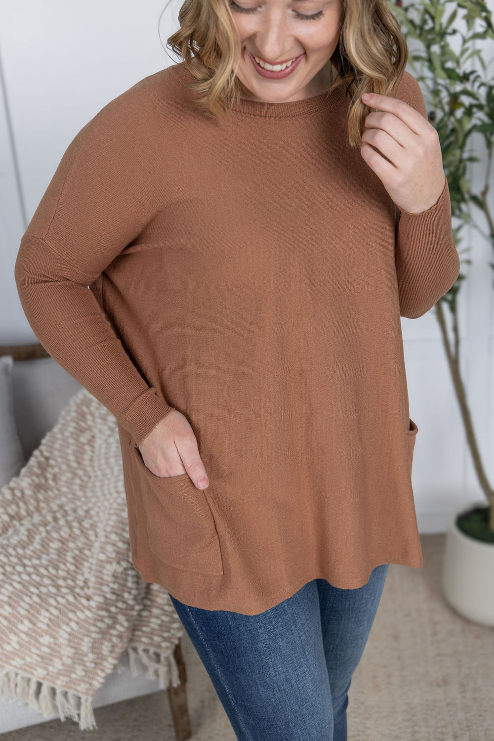 Naomi Pocket Sweater