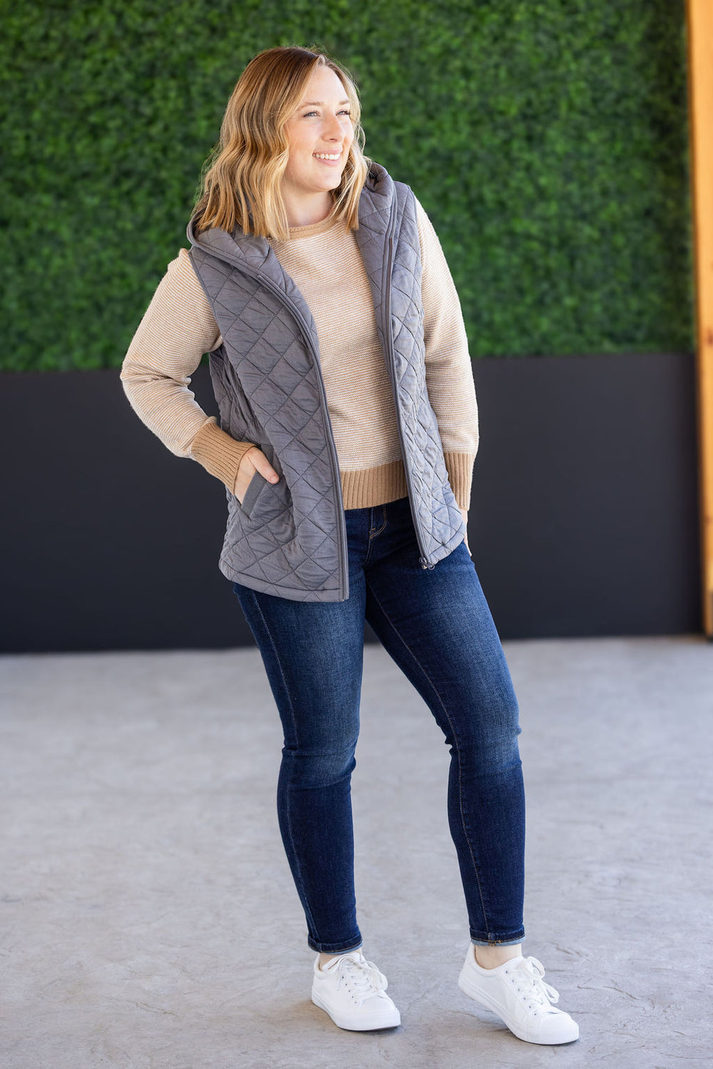 Heather Hooded Vest - Grey *Online Exclusive*