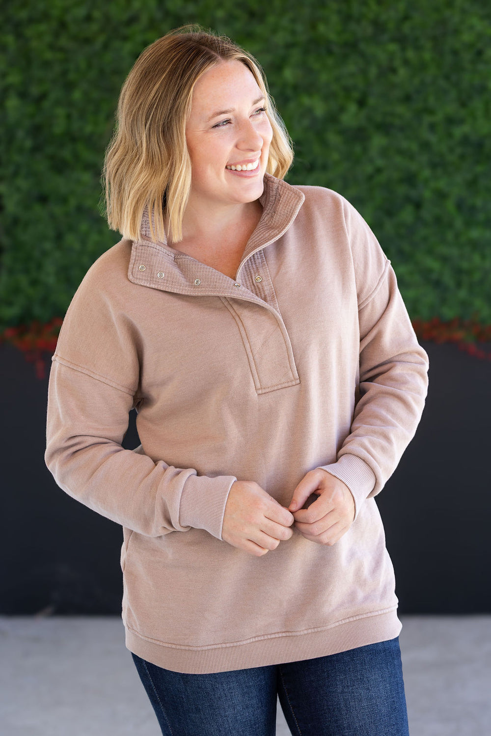 Jesse Vintage Wash Snap Pullover *Online Excusive*